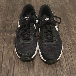 Nike Air Max size 7.5